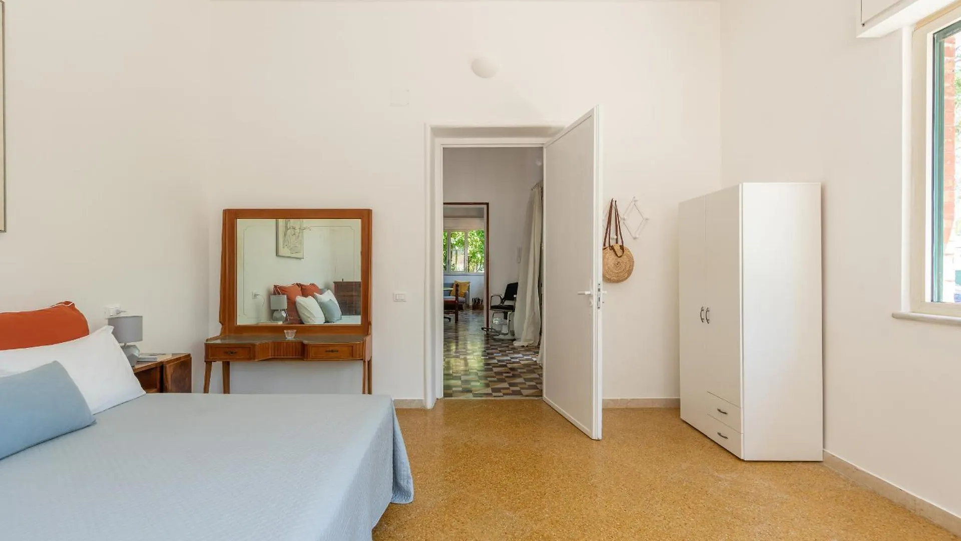 Villino Alice A Mondello By Wonderful Italy Villa Palermo Italy